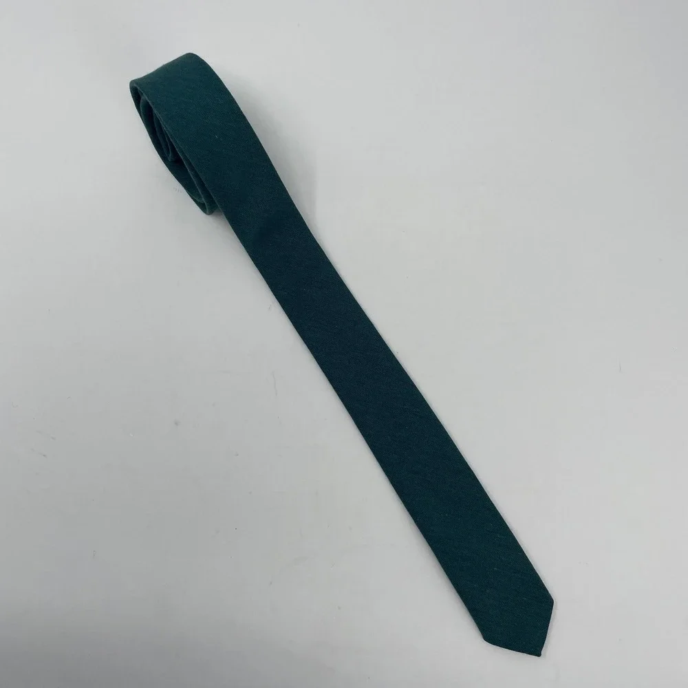 VTG Bonjour Forest Green Skinny Necktie Solid Woven Matte Academic Chic USA Made